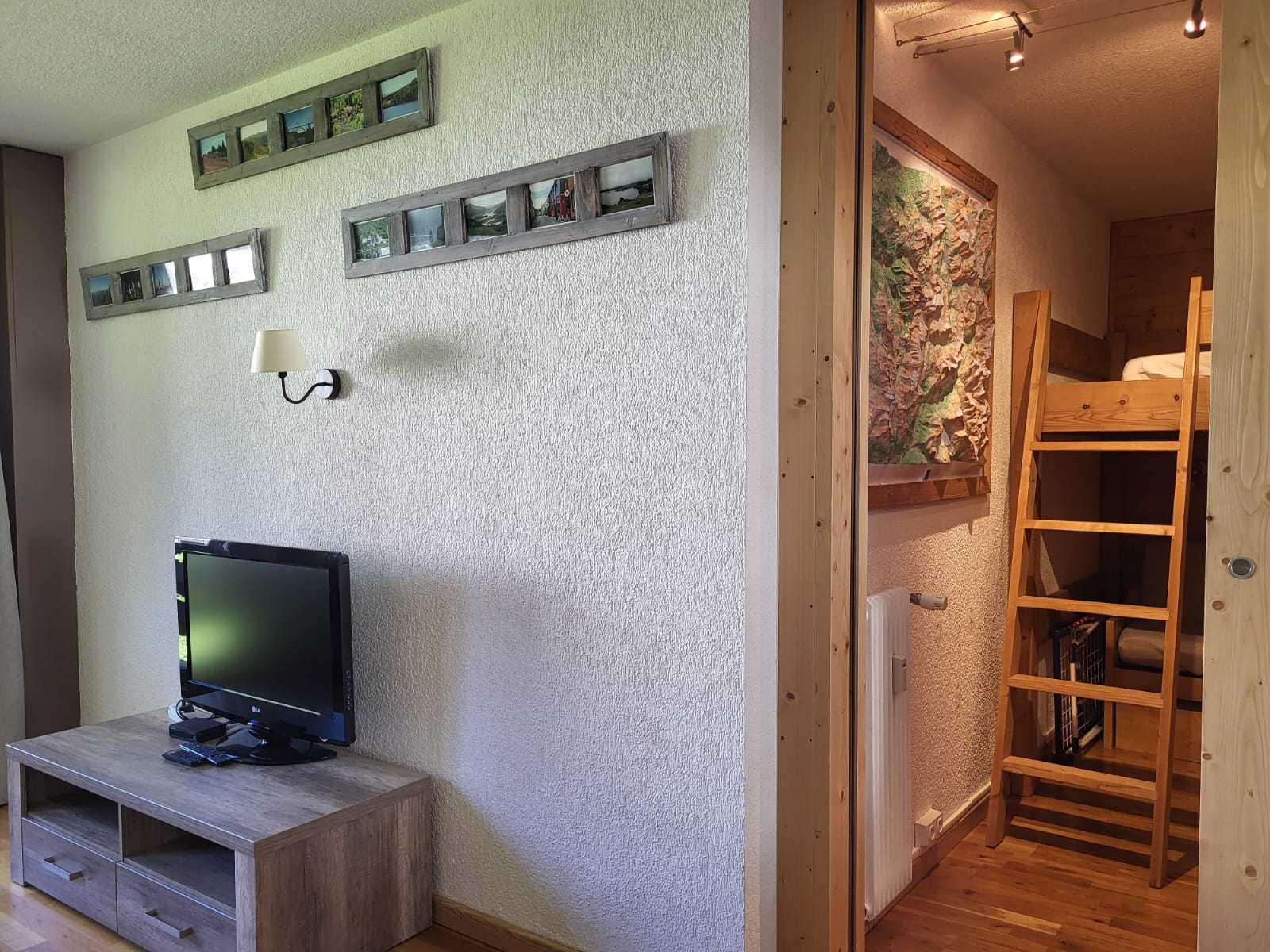 location-appartement-Tignes-1550-Les-Brévières-4-personnes-2859-4-Alpissime location-appartement-Tignes-1550-Les-Brévières-4-personnes-2859-4-Alpissime