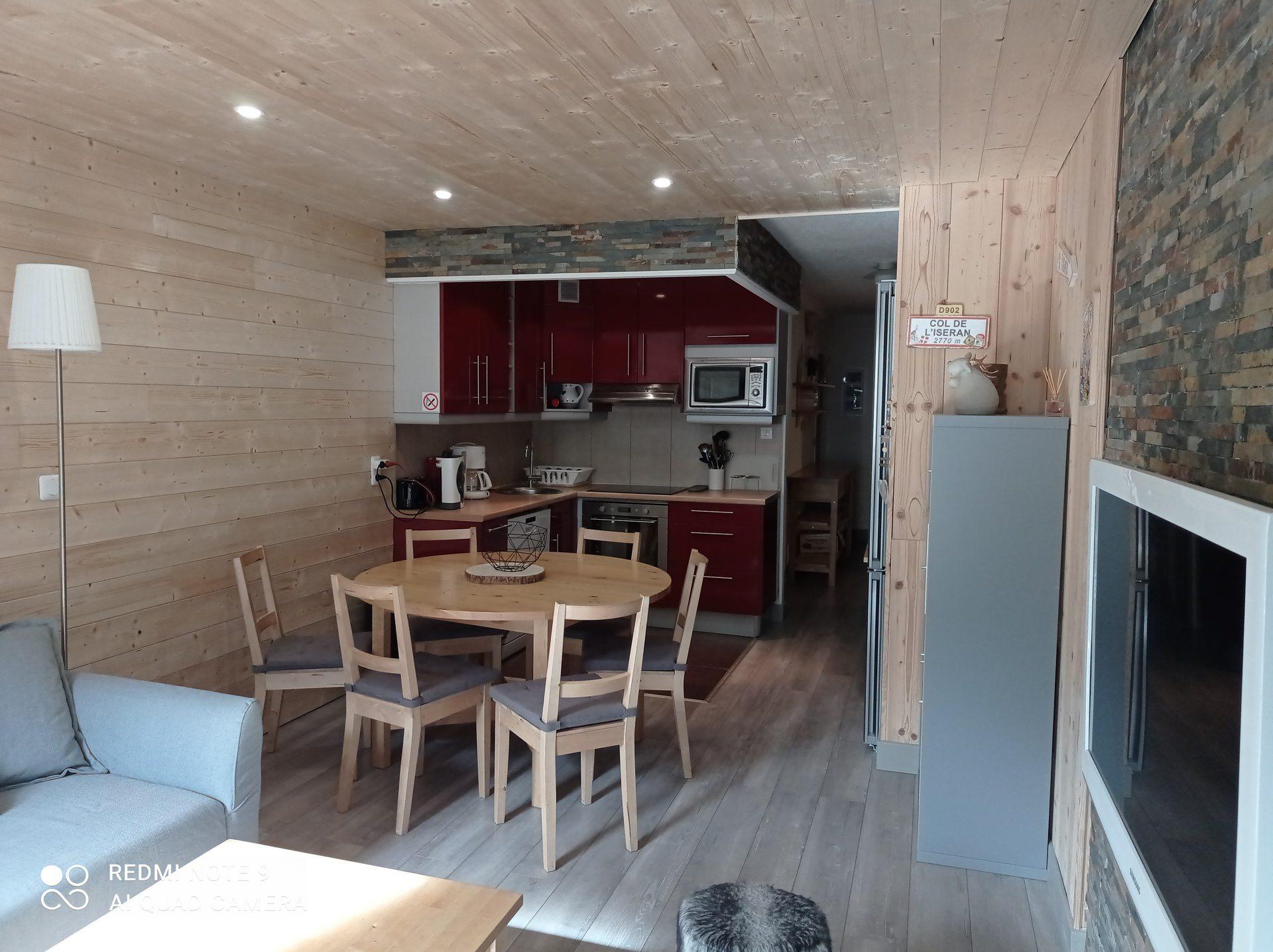 location-appartement-Tignes-1550-Les-Brévières-7-personnes-2865-2-Alpissime location-appartement-Tignes-1550-Les-Brévières-7-personnes-2865-2-Alpissime