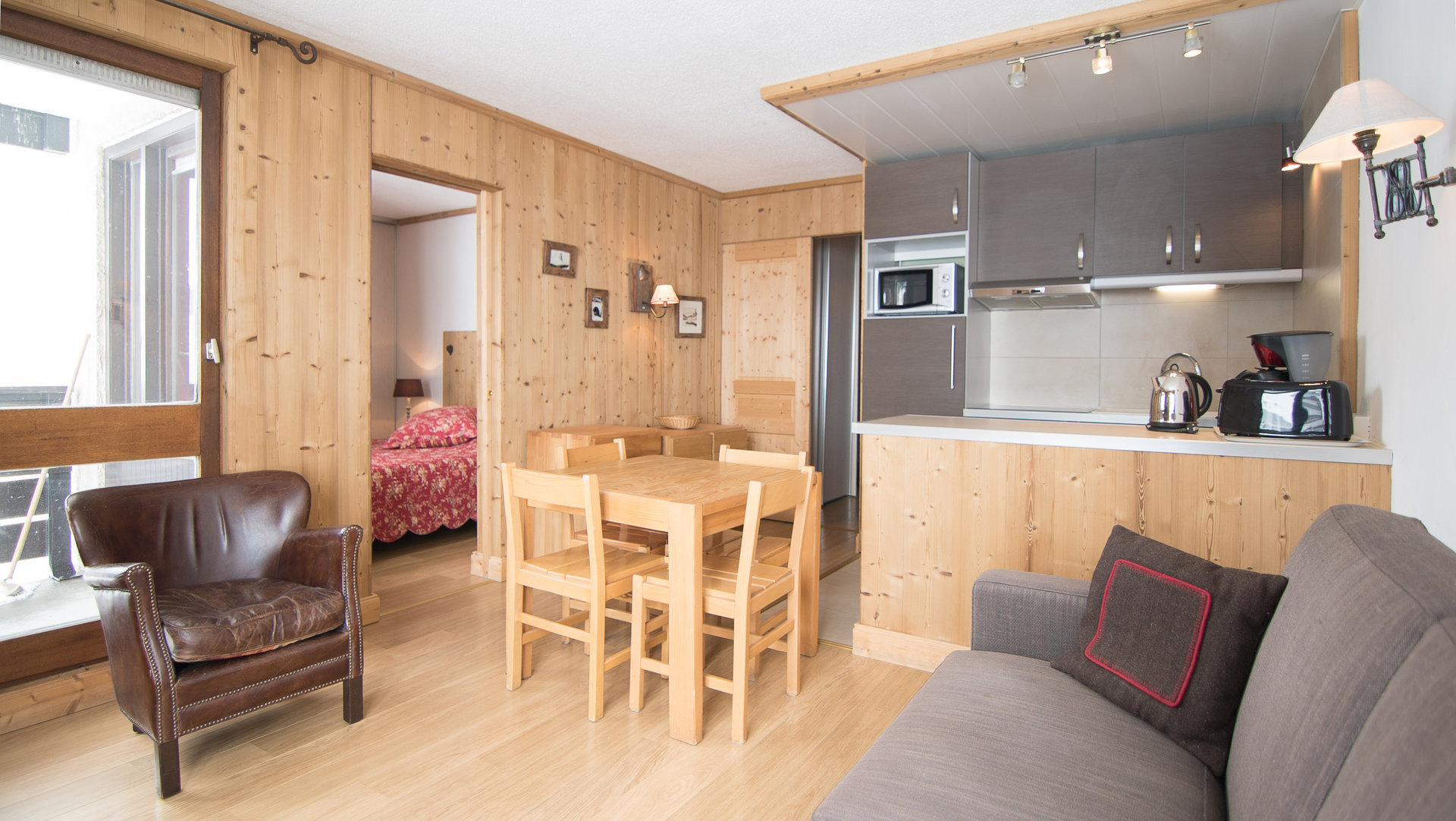 location-appartement-Tignes-1550-Les-Brévières-4-personnes-2876-1-Alpissime location-appartement-Tignes-1550-Les-Brévières-4-personnes-2876-1-Alpissime