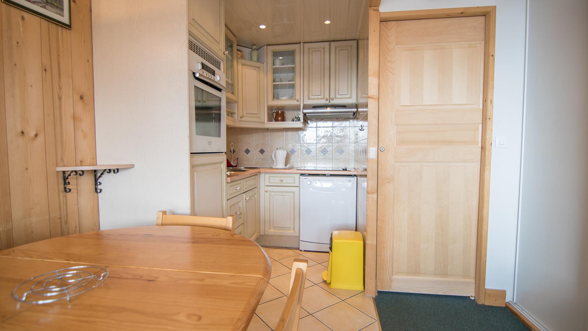 location-appartement-Tignes-1550-Les-Brévières-6-personnes-2890-5-Alpissime location-appartement-Tignes-1550-Les-Brévières-6-personnes-2890-5-Alpissime