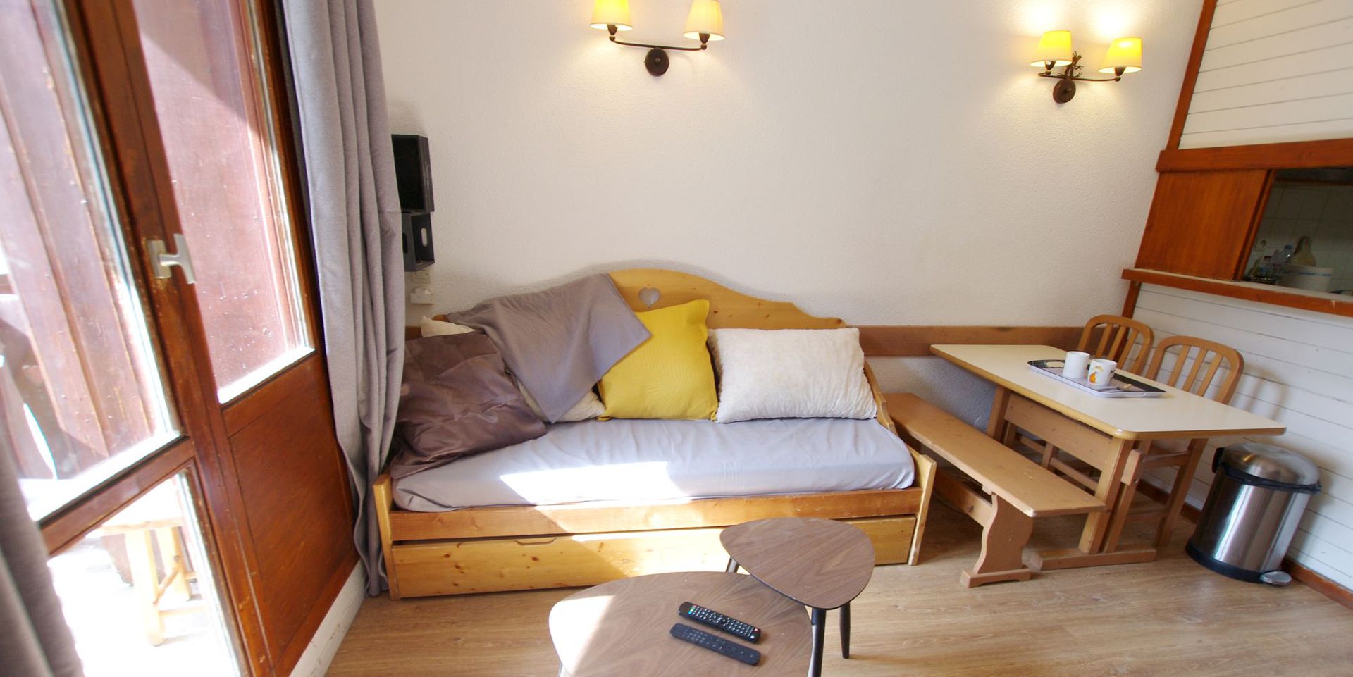 location-studio-Tignes-Val-Claret-4-personnes-3012-1-Alpissime location-studio-Tignes-Val-Claret-4-personnes-3012-1-Alpissime