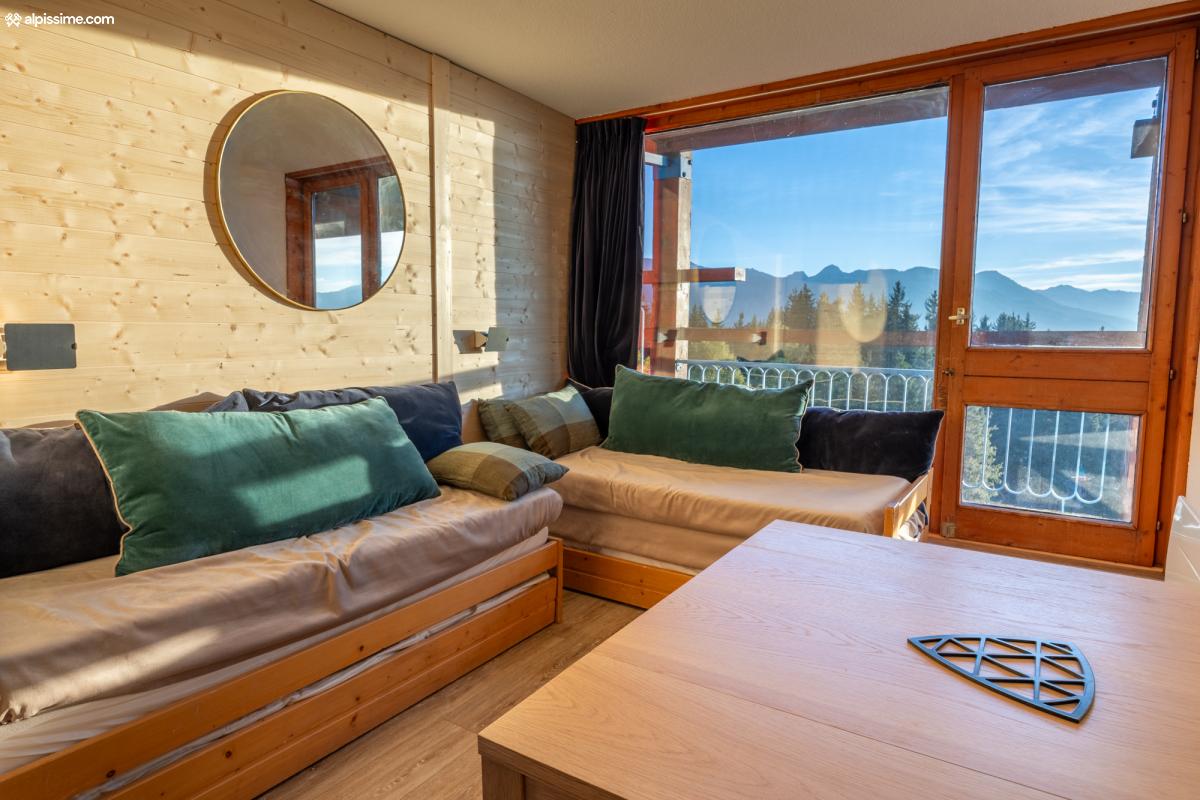 location-studio-Arc-1800-Charvet-5-personnes-3139-1-Alpissime location-studio-Arc-1800-Charvet-5-personnes-3139-1-Alpissime