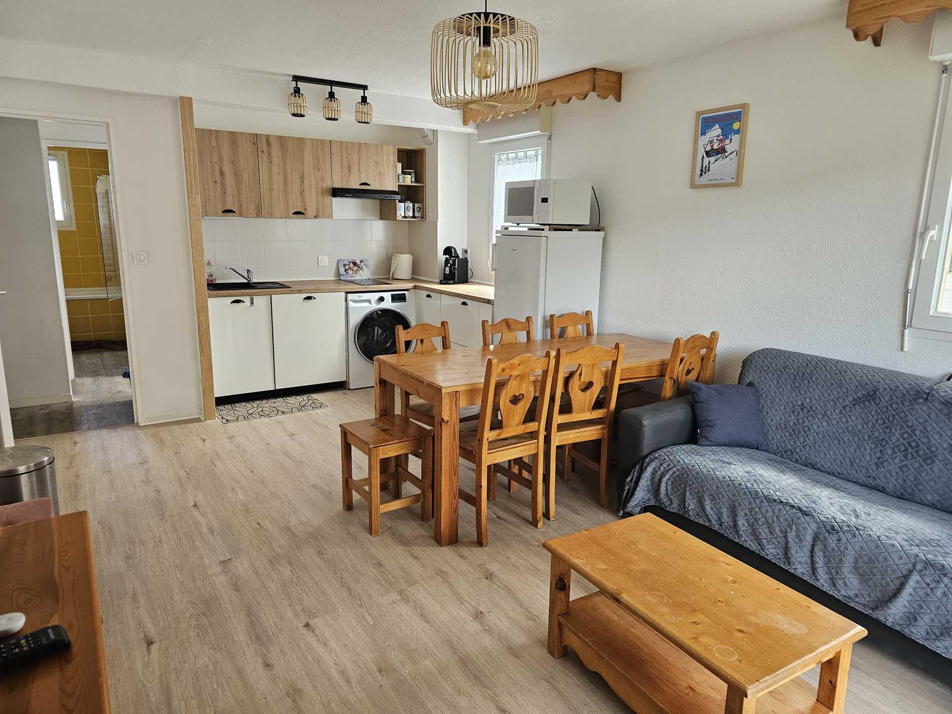 location-appartement-Peyresourde-8-personnes-3196-2-Alpissime location-appartement-Peyresourde-8-personnes-3196-2-Alpissime