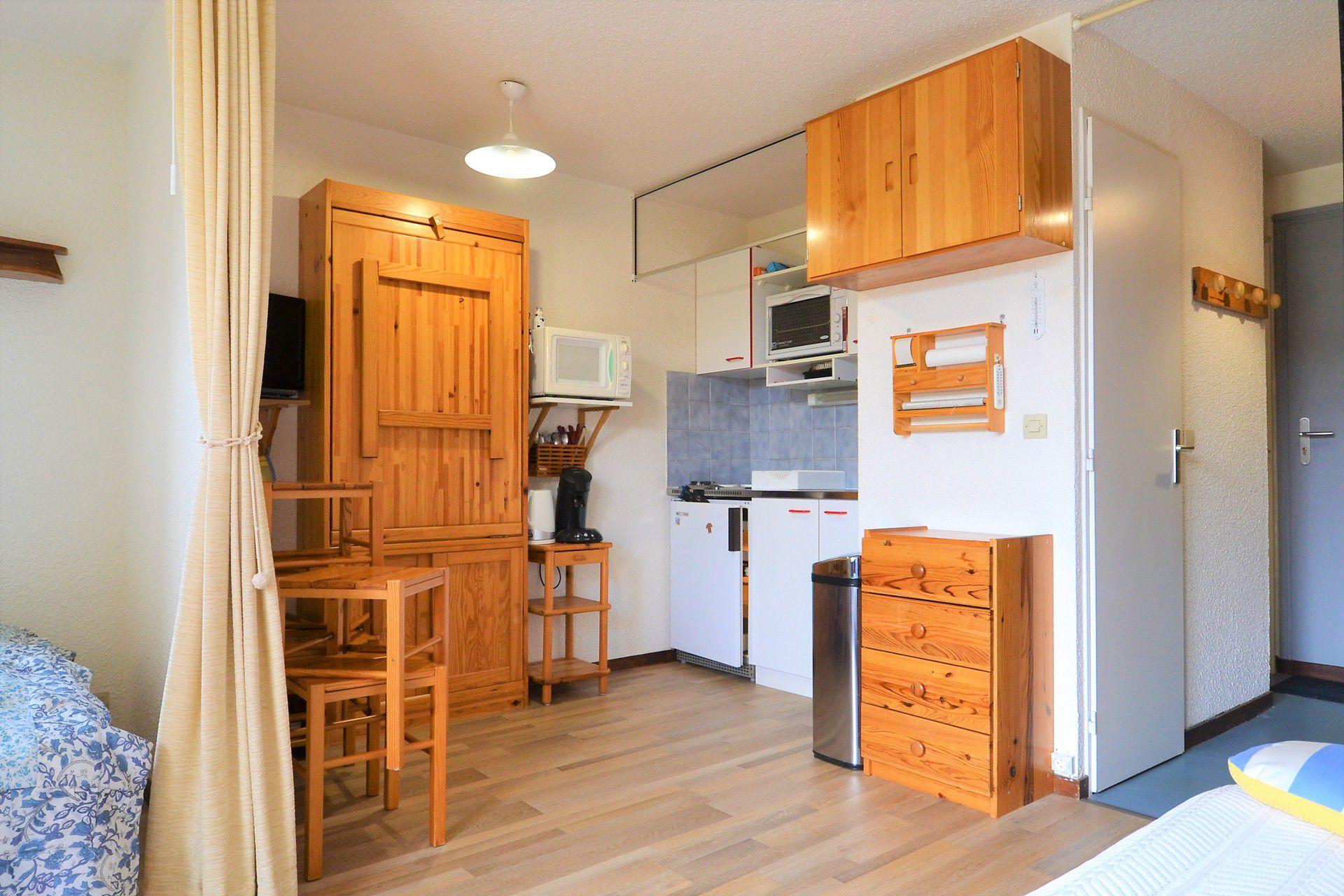 location-studio-Notre-Dame-de-Bellecombe-1450-4-personnes-3235-3-Alpissime location-studio-Notre-Dame-de-Bellecombe-1450-4-personnes-3235-3-Alpissime