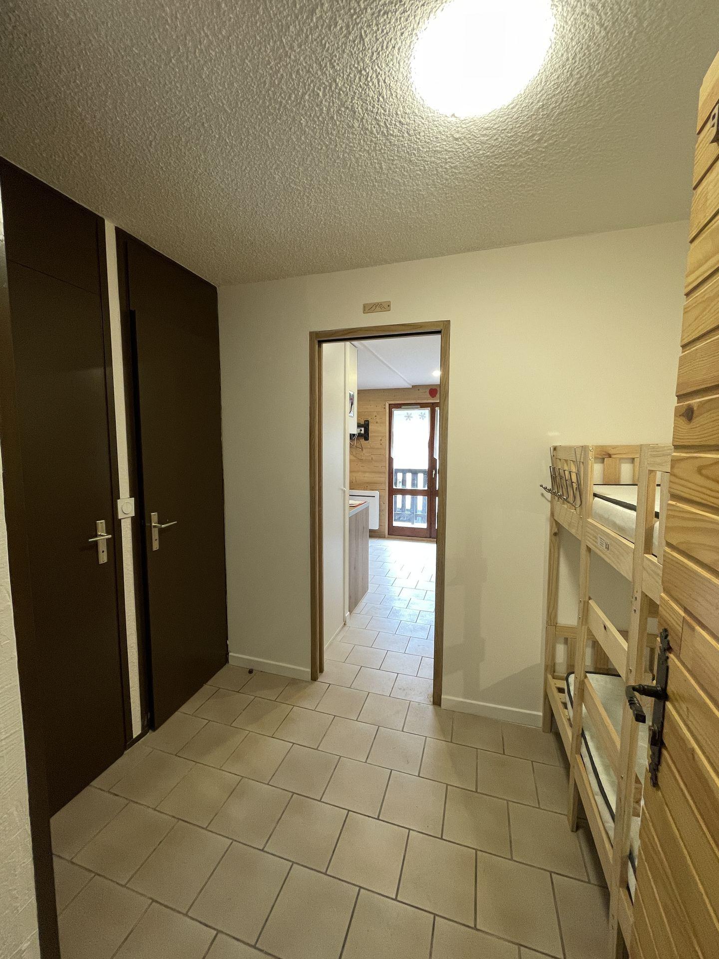 location-studio-Valloire-4-personnes-3331-4-Alpissime location-studio-Valloire-4-personnes-3331-4-Alpissime