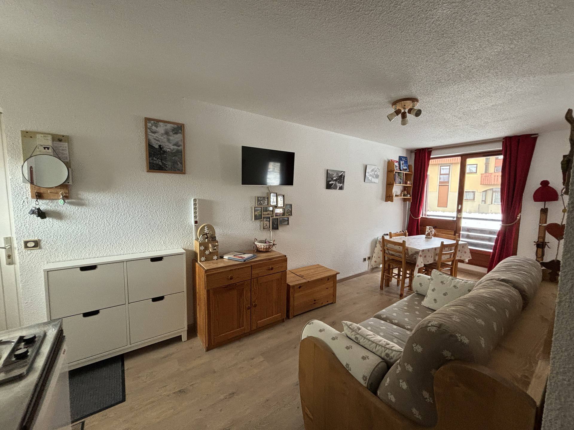 location-studio-Lans-Le-Villard-4-personnes-3385-1-Alpissime location-studio-Lans-Le-Villard-4-personnes-3385-1-Alpissime