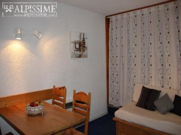 location-studio-Arc-1800-Charvet-4-personnes-350-2-Alpissime location-studio-Arc-1800-Charvet-4-personnes-350-2-Alpissime