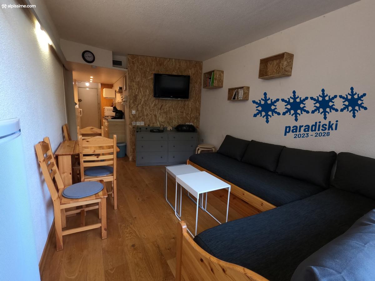 location-studio-Arc-1800-Charvet-4-personnes-3559-1-Alpissime location-studio-Arc-1800-Charvet-4-personnes-3559-1-Alpissime